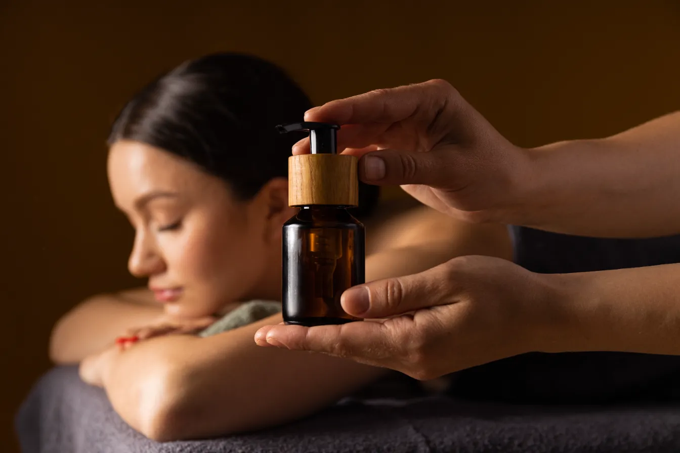 Aromatheraphy ready to service the client while waiting.